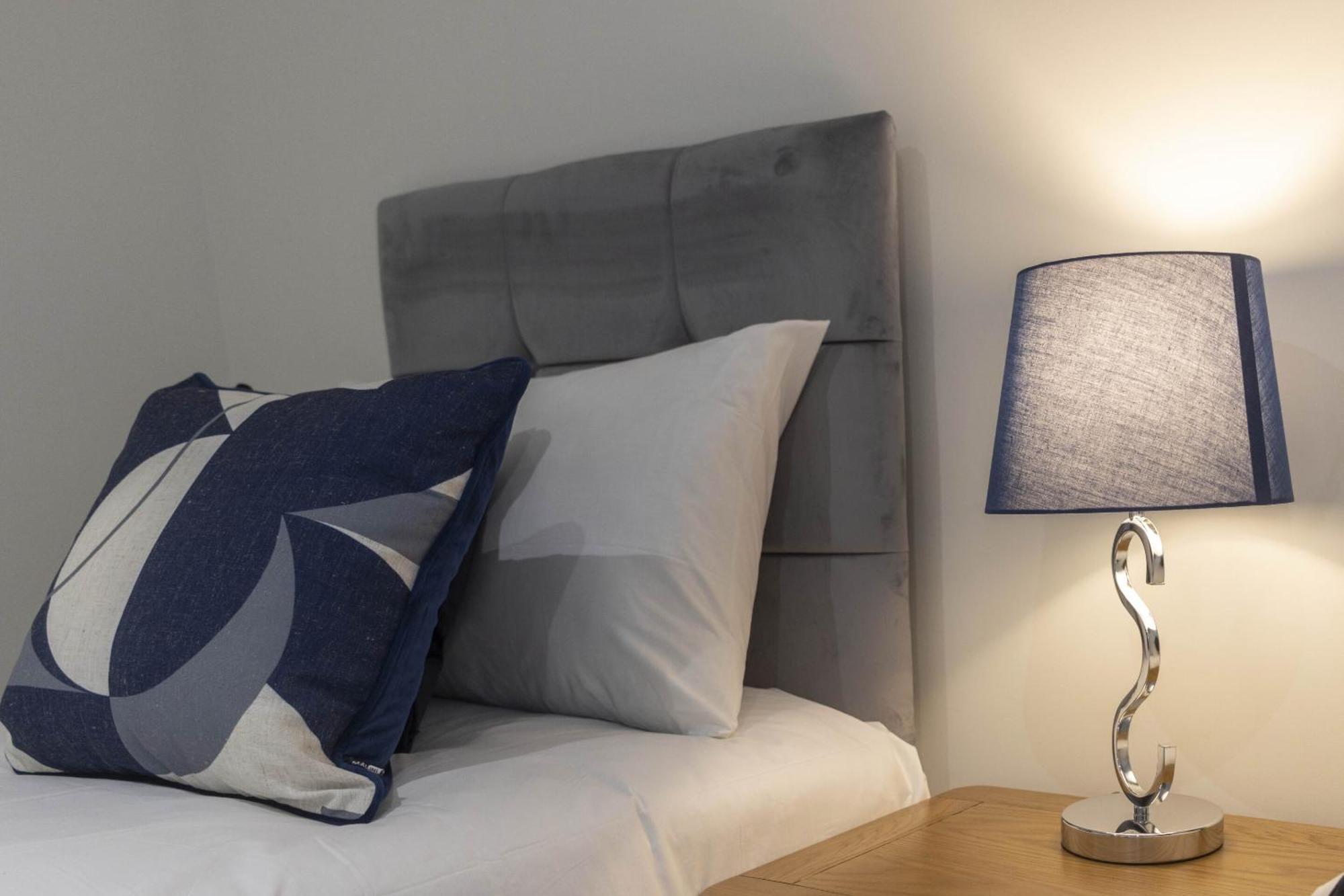Linacre 11 - Modern 2 Bed Behind The Cathedral With Free Parking And Fast Wifi Exeter Exterior foto