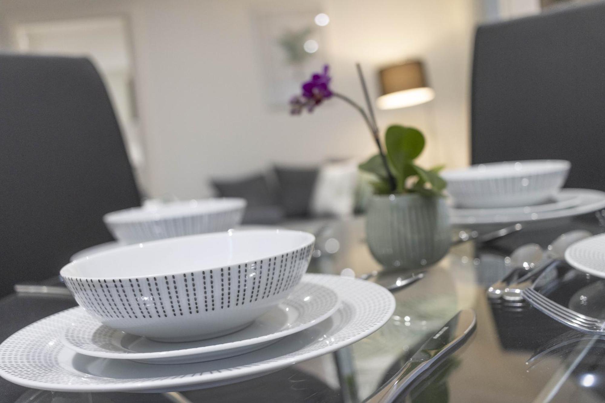 Linacre 11 - Modern 2 Bed Behind The Cathedral With Free Parking And Fast Wifi Exeter Exterior foto